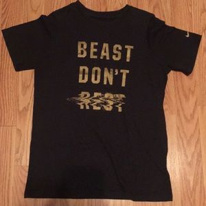 Nike kids shirt
